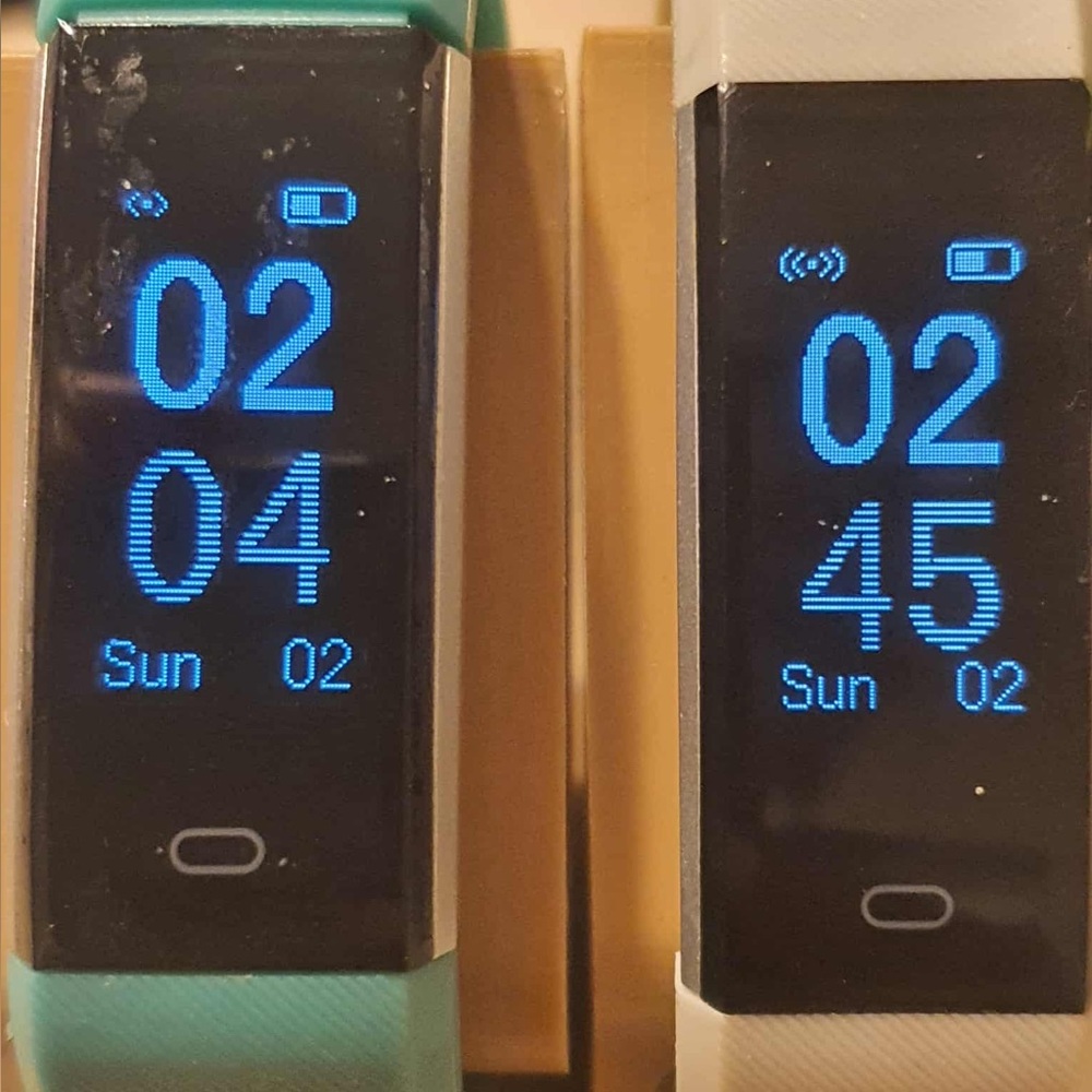 🦋10/$20🦋 Lot of 2 USB Fitness Trackers